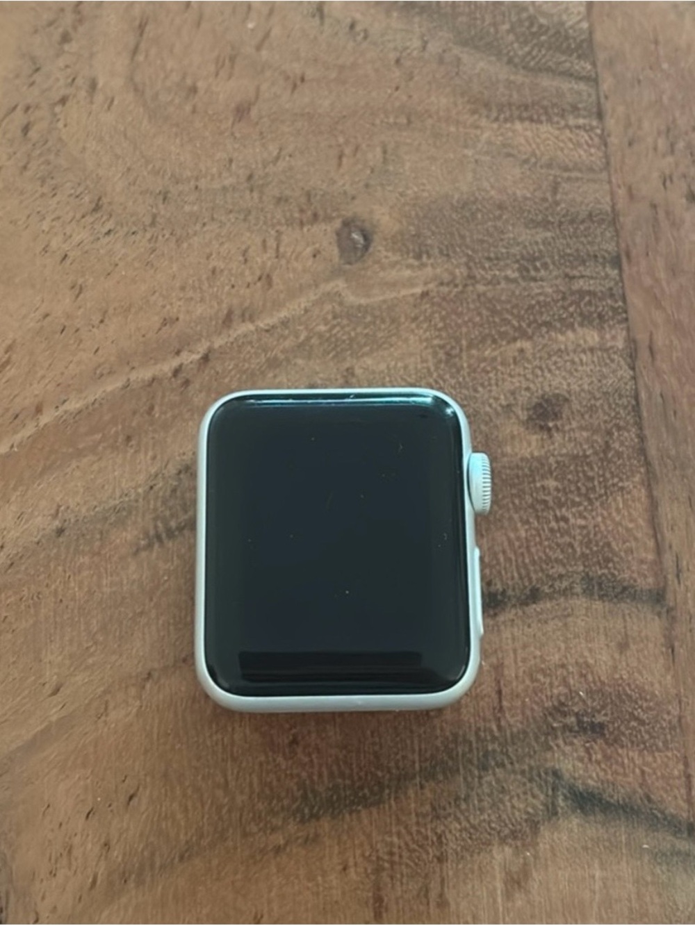 Apple Watch Series 3 - GPS (no cellular) - 38 mm